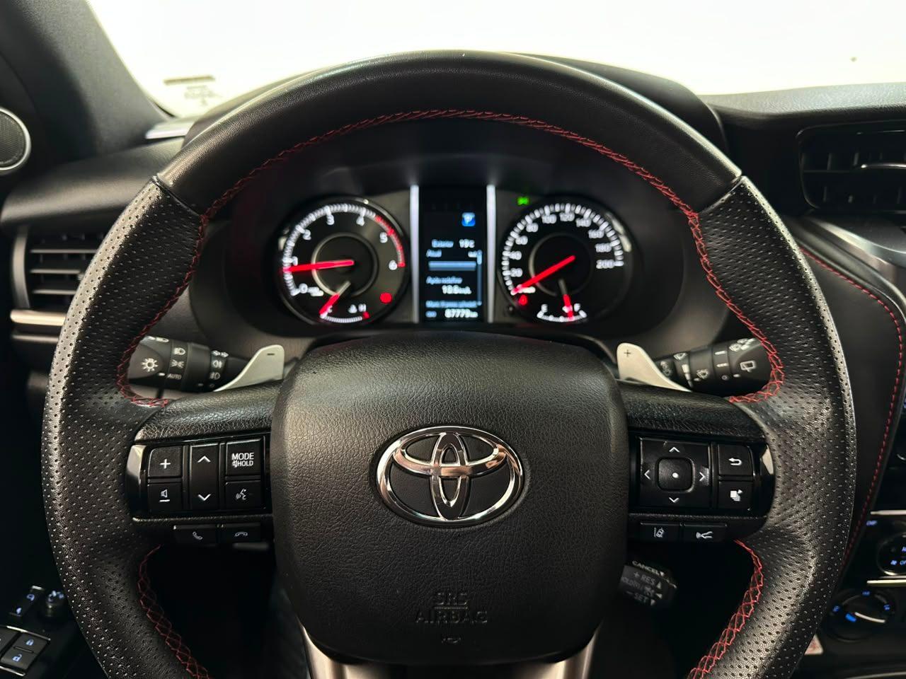 Toyota Hilux SW4 SW GRS 224CV! 2023