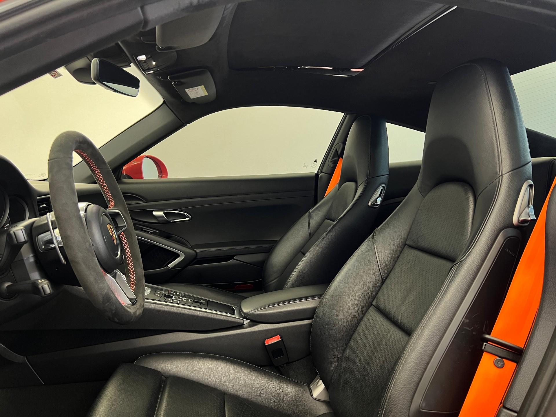 Porsche 911 CARRERA 3.0T COM SPORT CHRONO! 2018