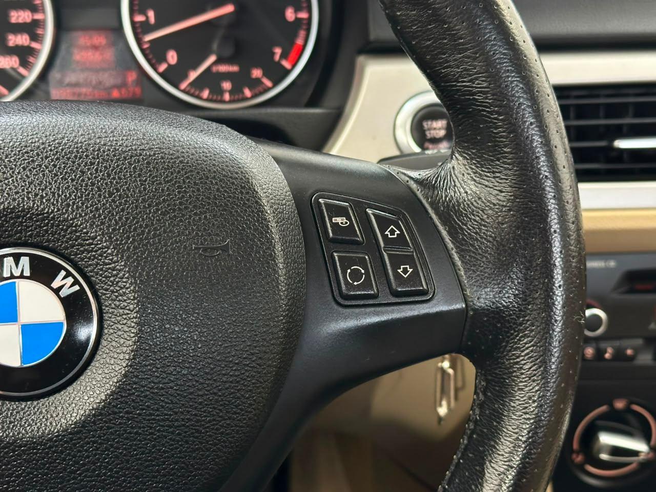 BMW 318i 2.0!! 2012