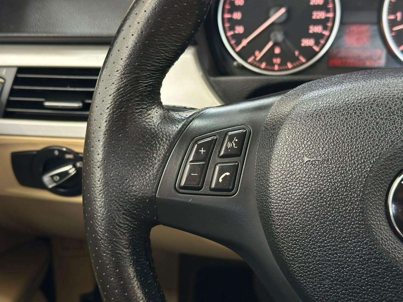 BMW 318i 2.0!! 2012
