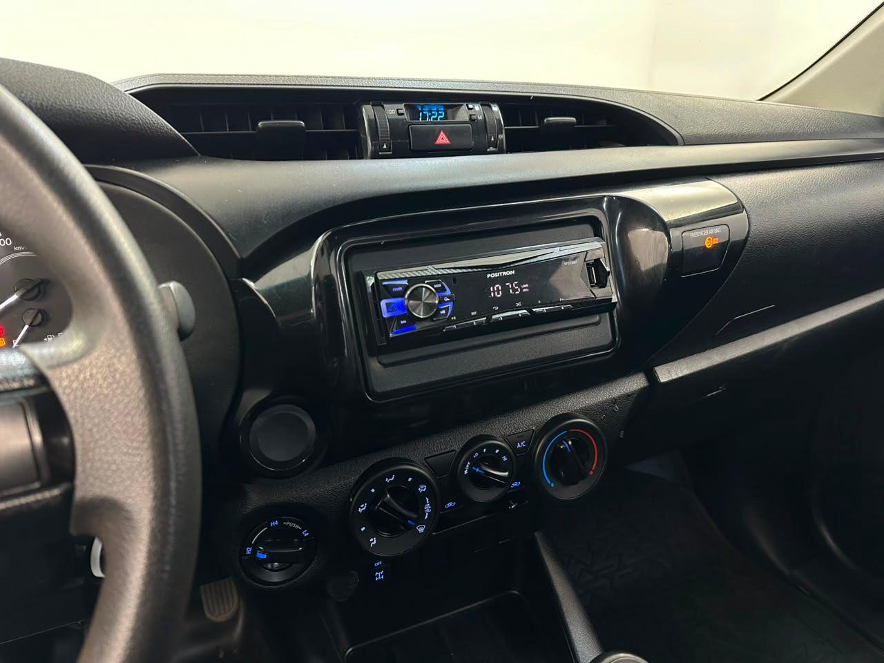 Toyota Hilux Cabine Simples LS CS! 2023