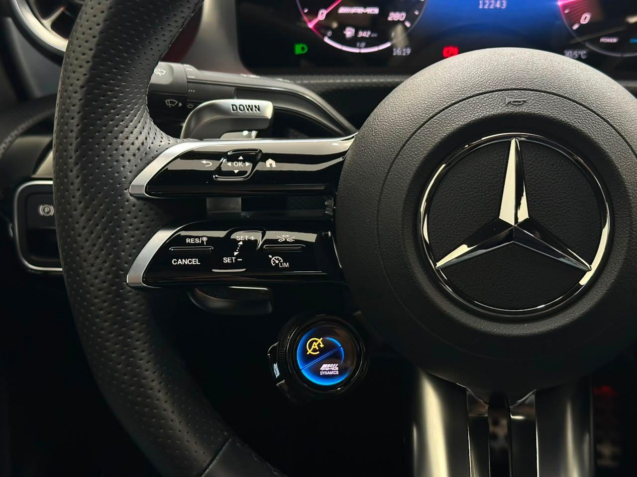 Mercedes-Benz CLA-35 AMG 306CV! 2026