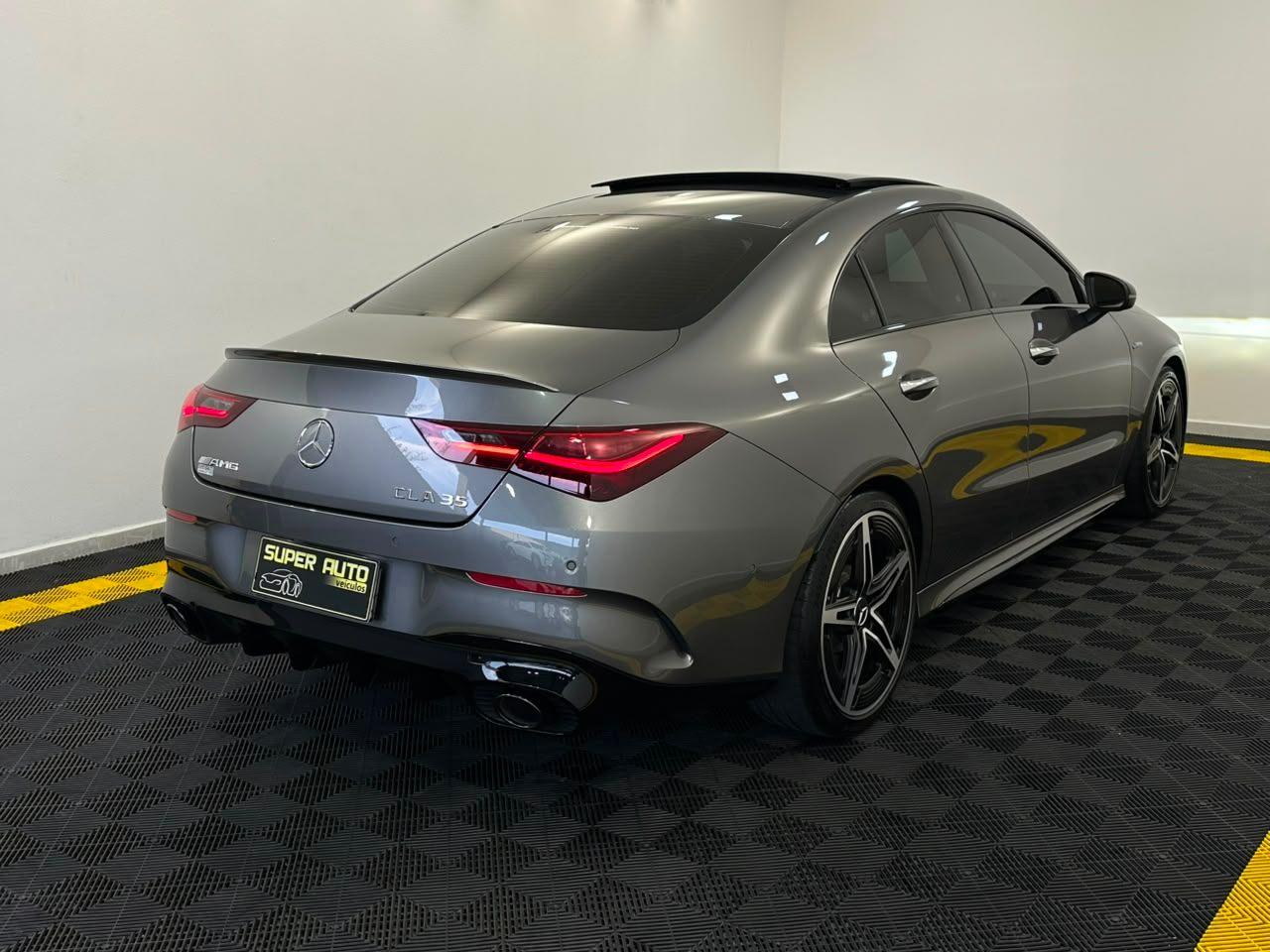 Mercedes-Benz CLA-35 AMG 306CV! 2026