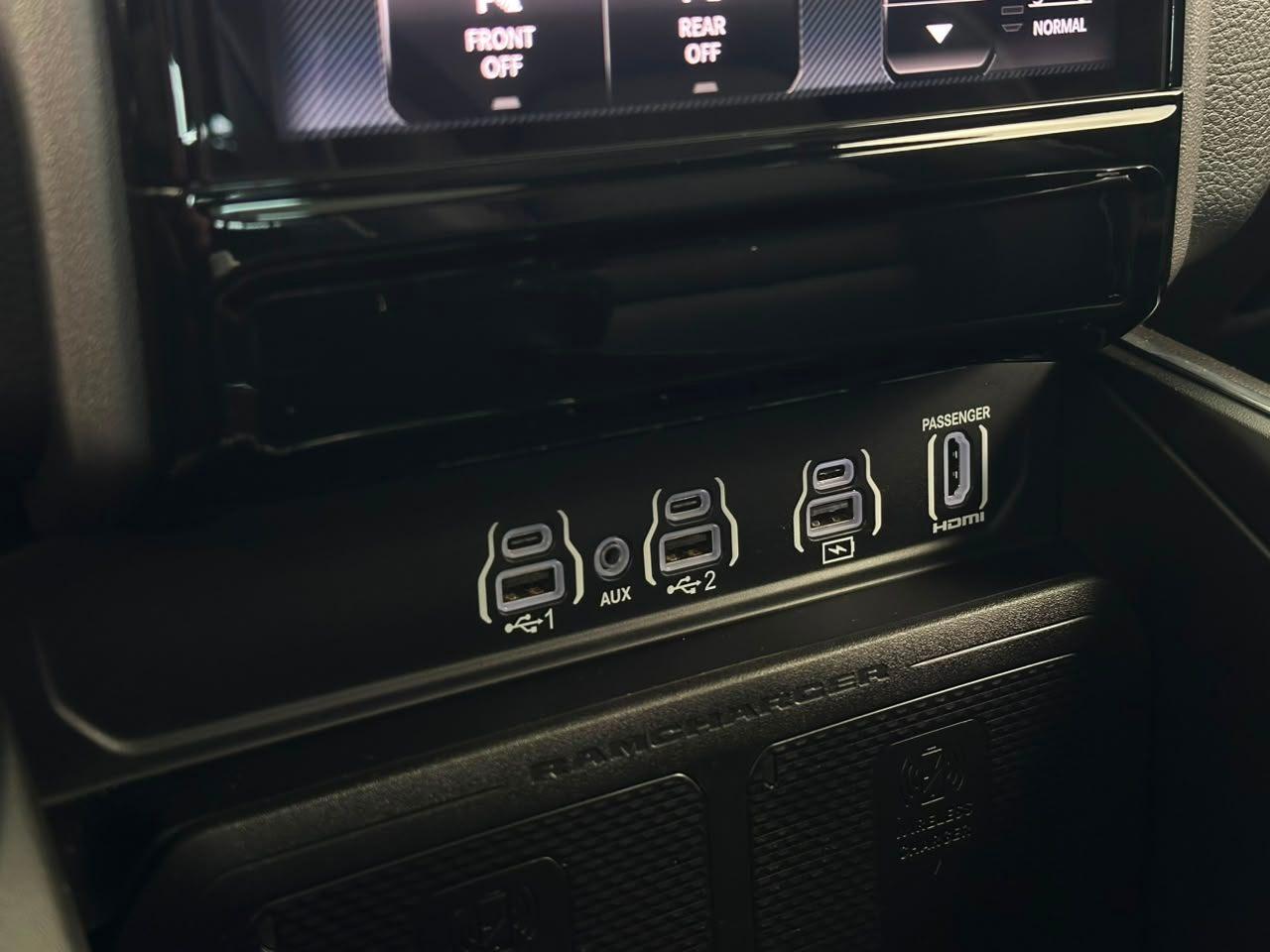 Ram 1500 LARAMIE NIGHT EDITION 6CIL BITURBO! 2025