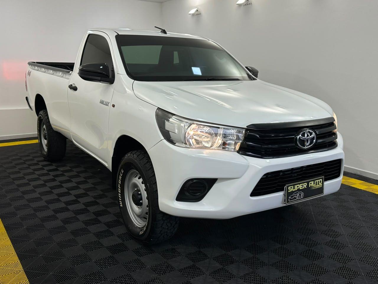 Toyota Hilux Cabine Simples CS 2.8T 177CV! 2020