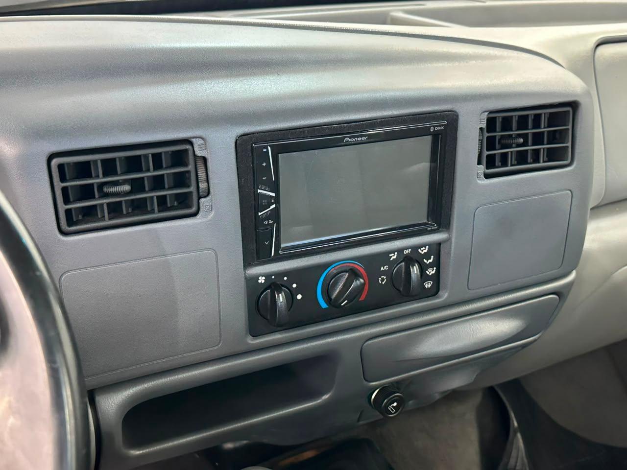 Ford F-250 XLT-L! 2005