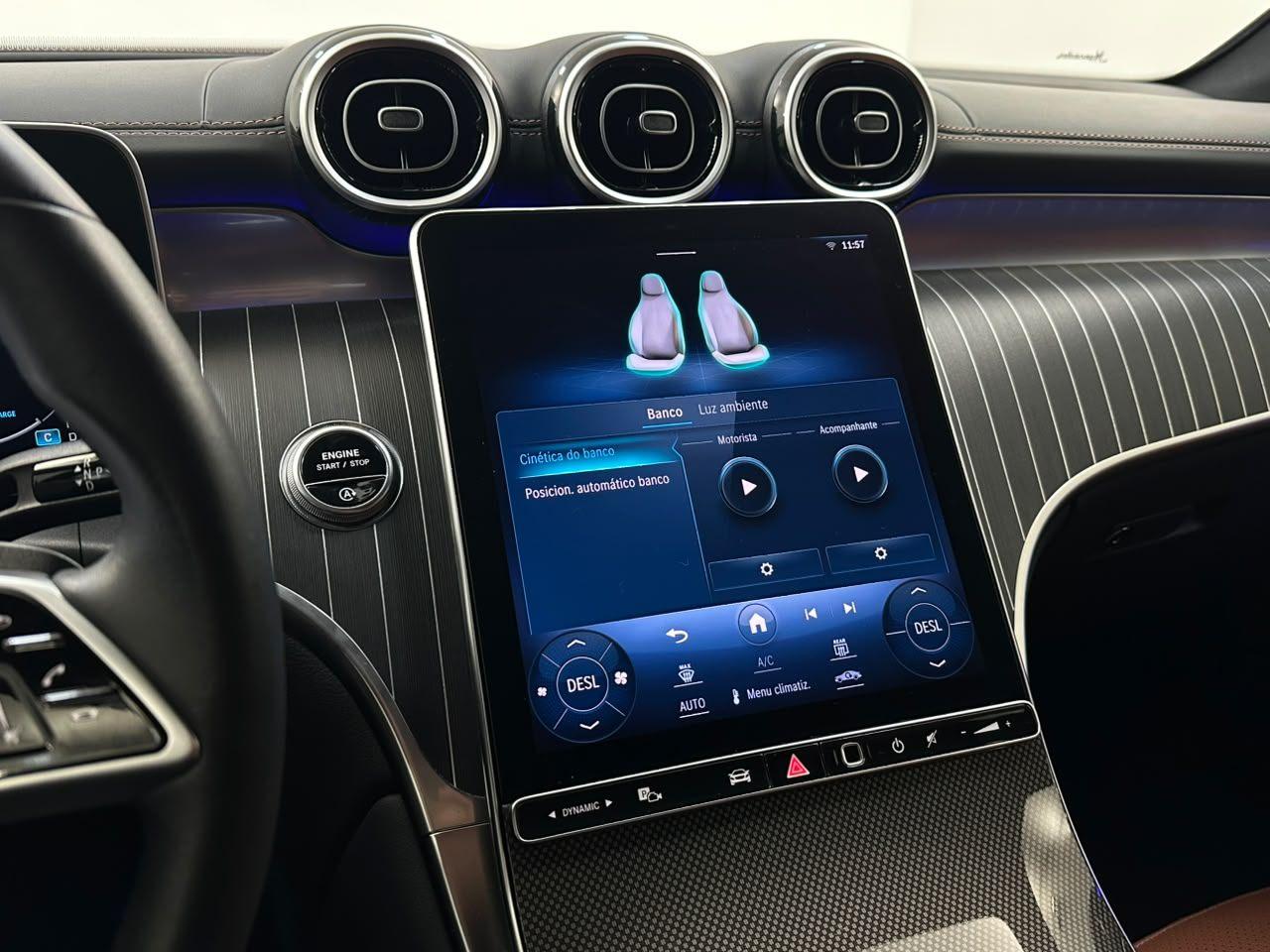 Mercedes-Benz GLC-300 4MATIC HYBRID! 2023
