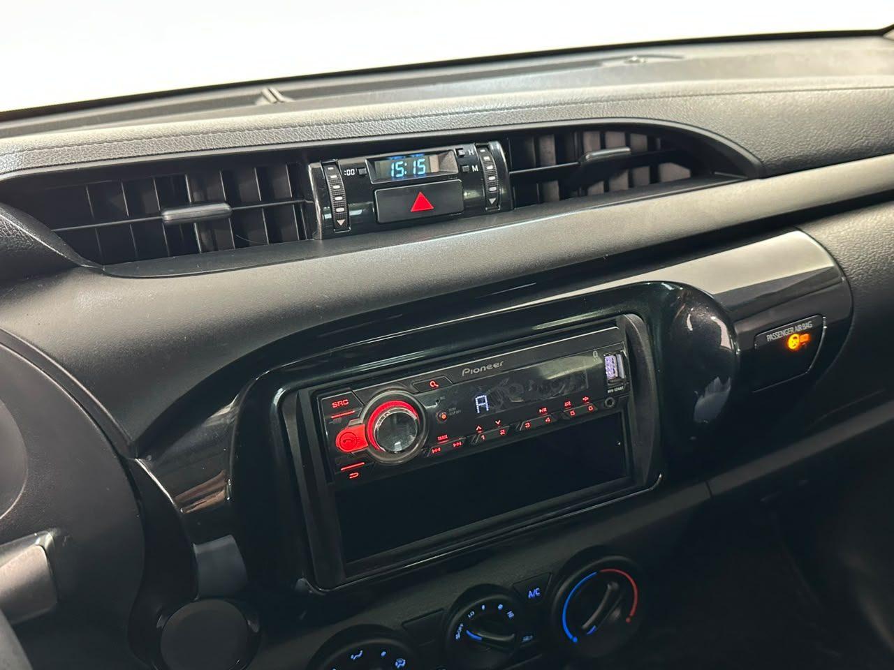 Toyota Hilux Cabine Simples CS 2.8T 177CV! 2020