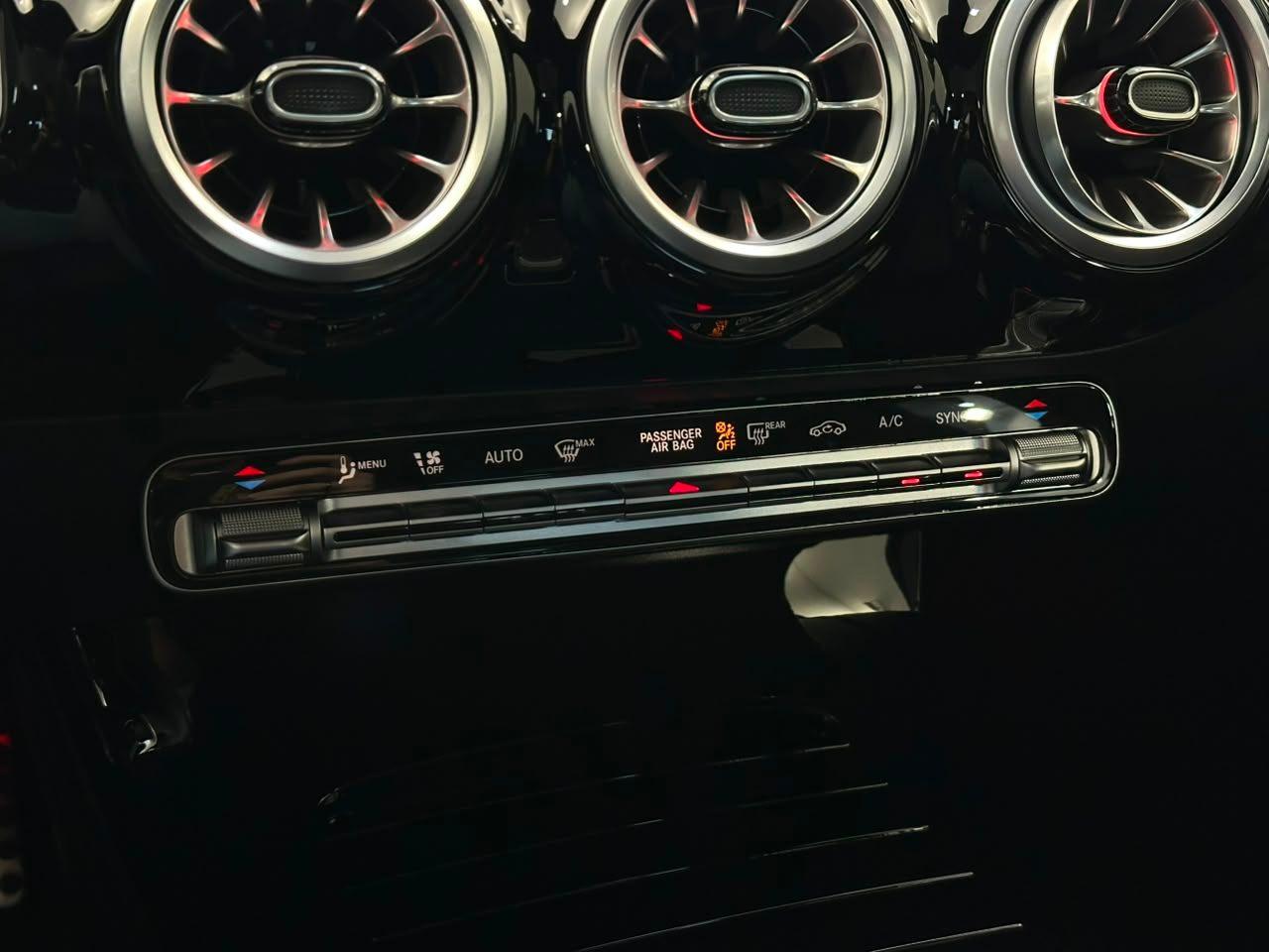Mercedes-Benz CLA-35 AMG 306CV! 2026