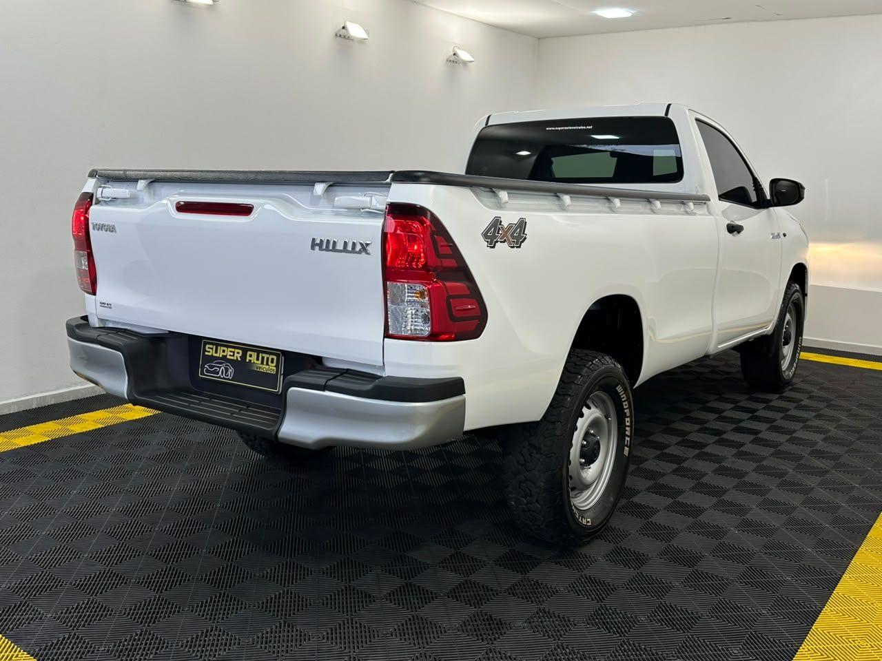 Toyota Hilux Cabine Simples CS 2.8T 177CV! 2020