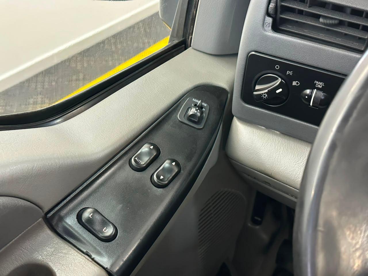 Ford F-250 XLT-L! 2005