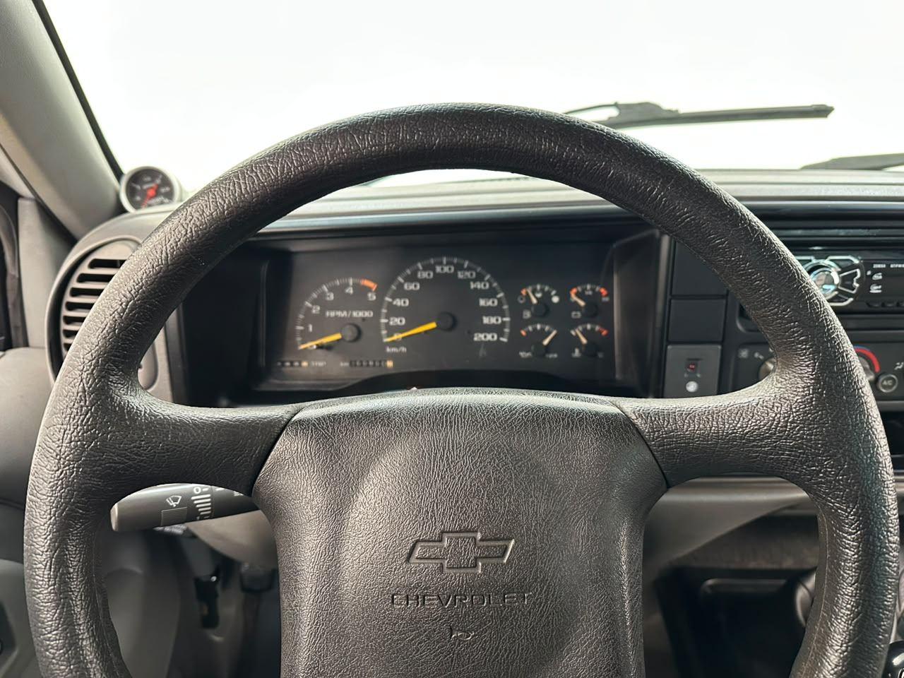 Chevrolet Silverado DLX! 1998