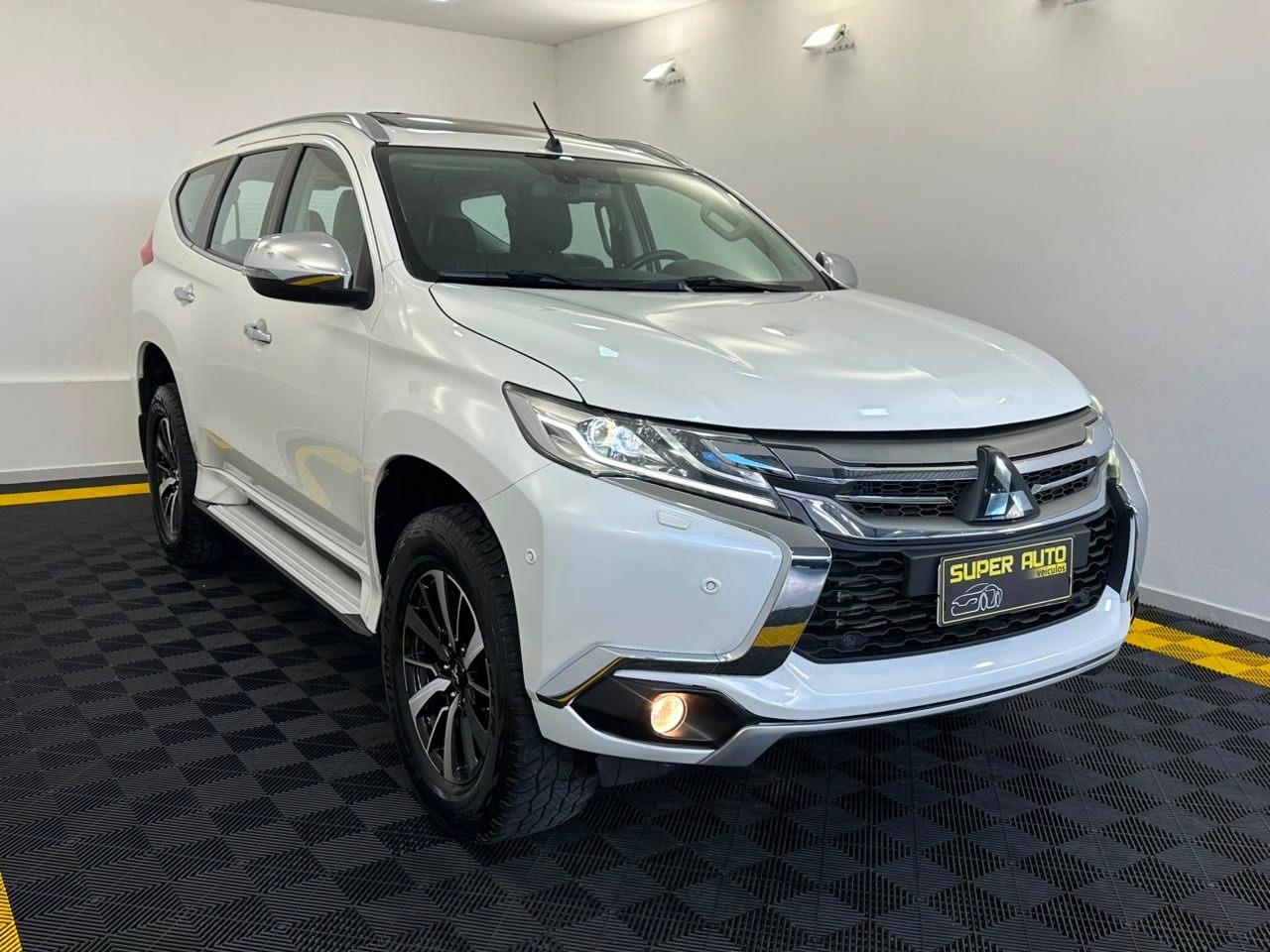 Mitsubishi Pajero SPORT HPE 2.4T 190CV COM 7 LUGARES E TETO SOLAR!! 2020