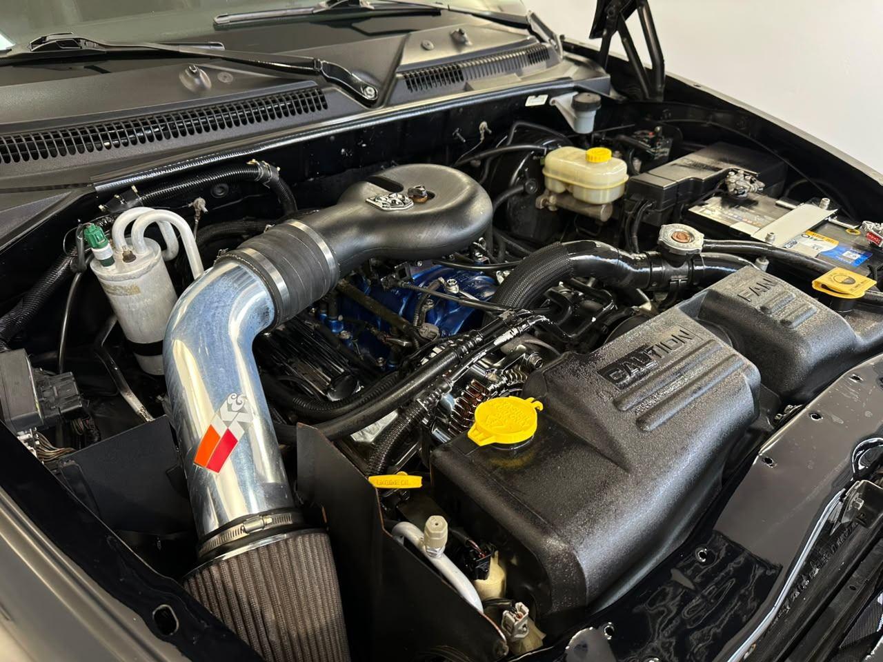 Dodge Dakota RT V8 COM CÂMBIO MANUAL 2001