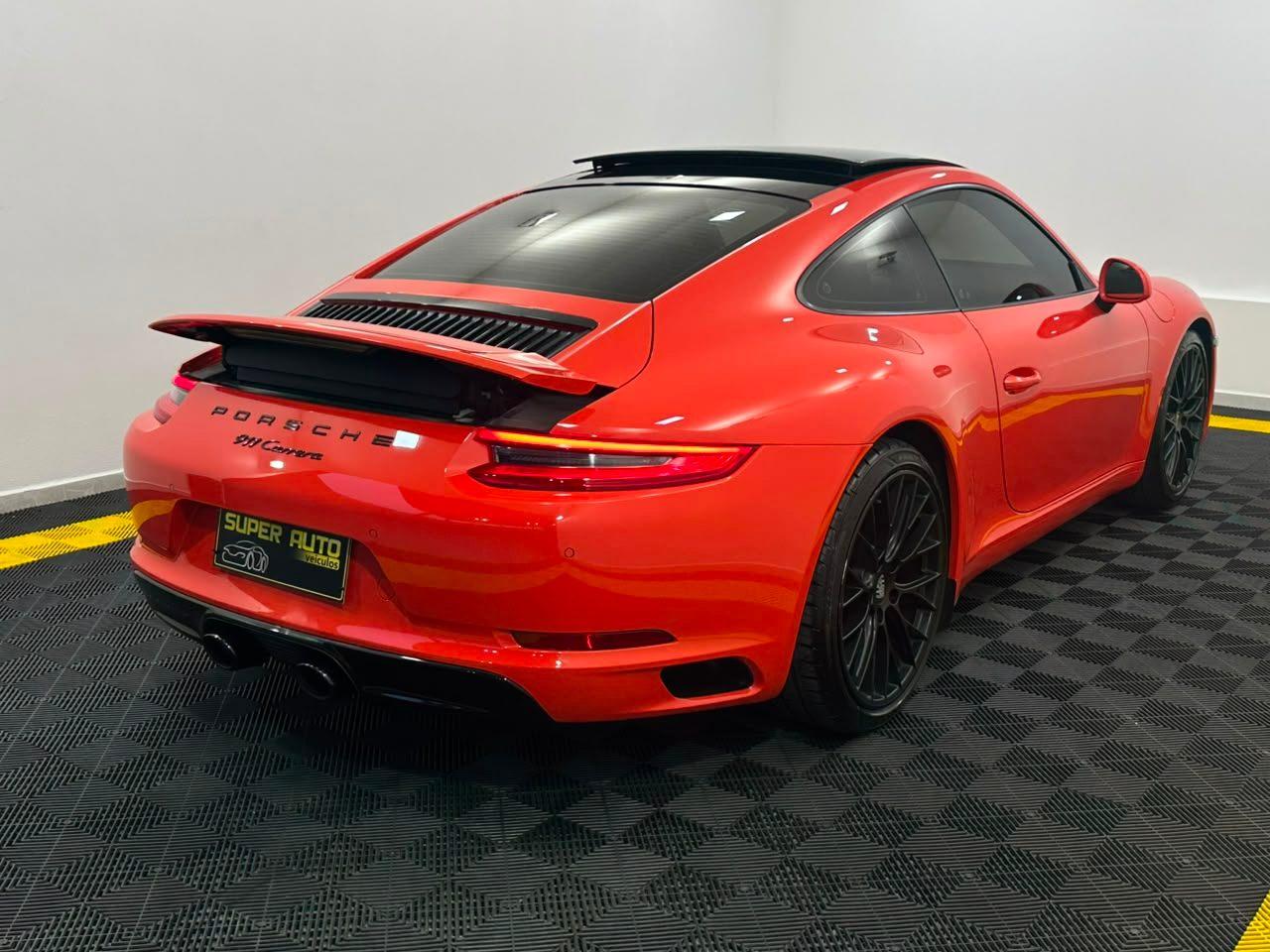 Porsche 911 CARRERA 3.0T COM SPORT CHRONO! 2018
