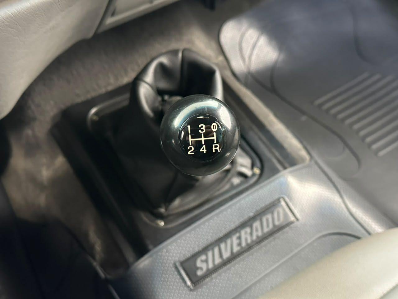 Chevrolet Silverado DLX! 1998