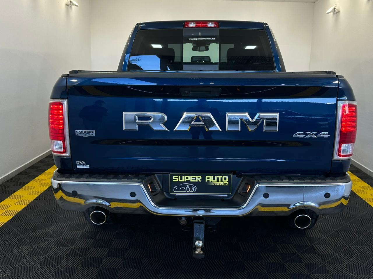 Ram Classic LARAMIE 5.7 CD V8 4X4 Aut. 2022