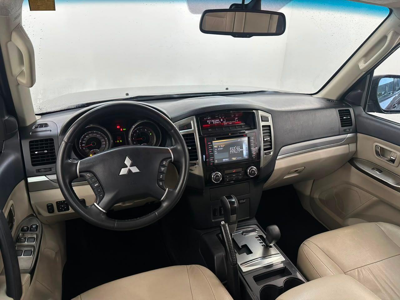 Mitsubishi Pajero Full HPE 3.2D 7 LUGARES!! 2017