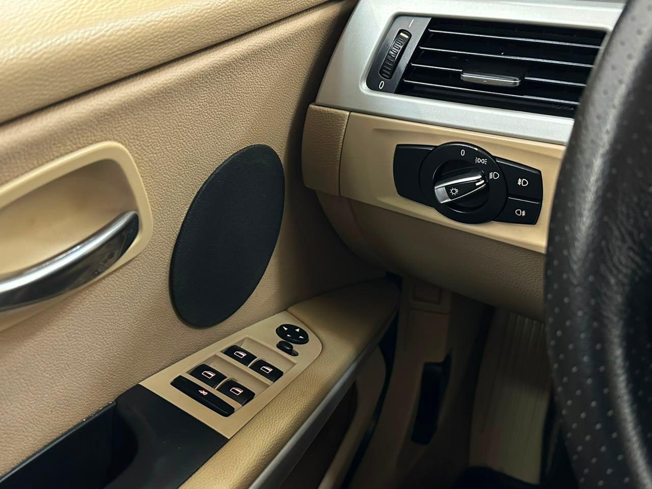 BMW 318i 2.0!! 2012