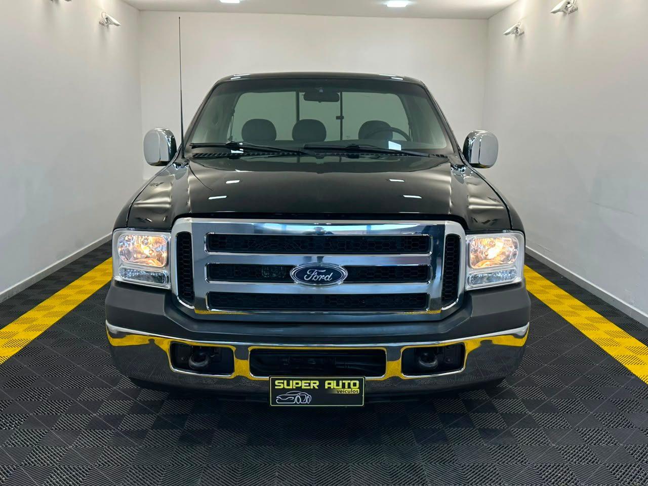 Ford F-250 XLT-L! 2005