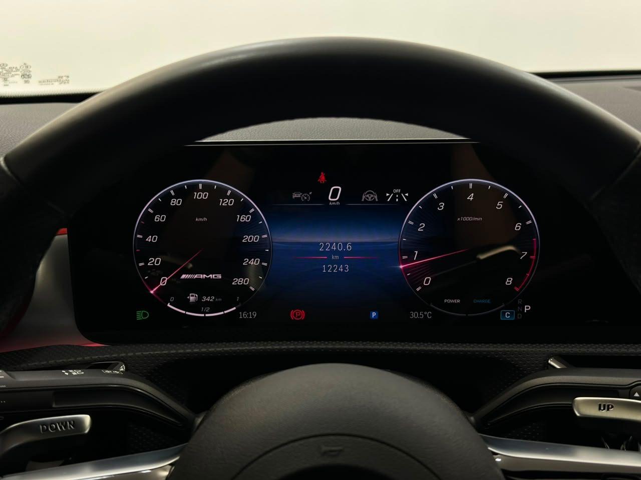 Mercedes-Benz CLA-35 AMG 306CV! 2026