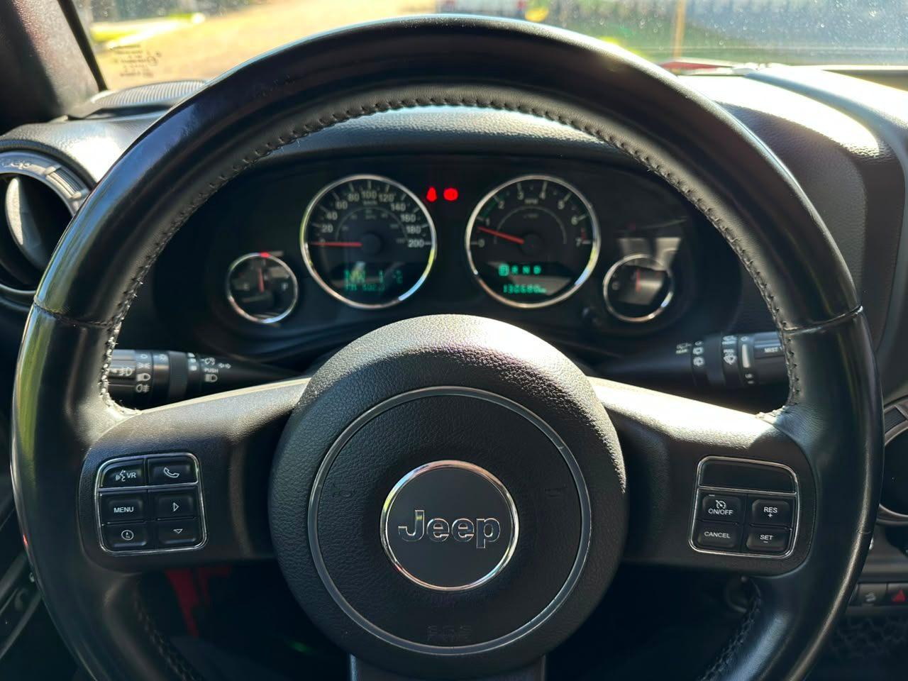 Jeep Wrangler Unlimited Sport 3.6 V6 284cv 4p 2015