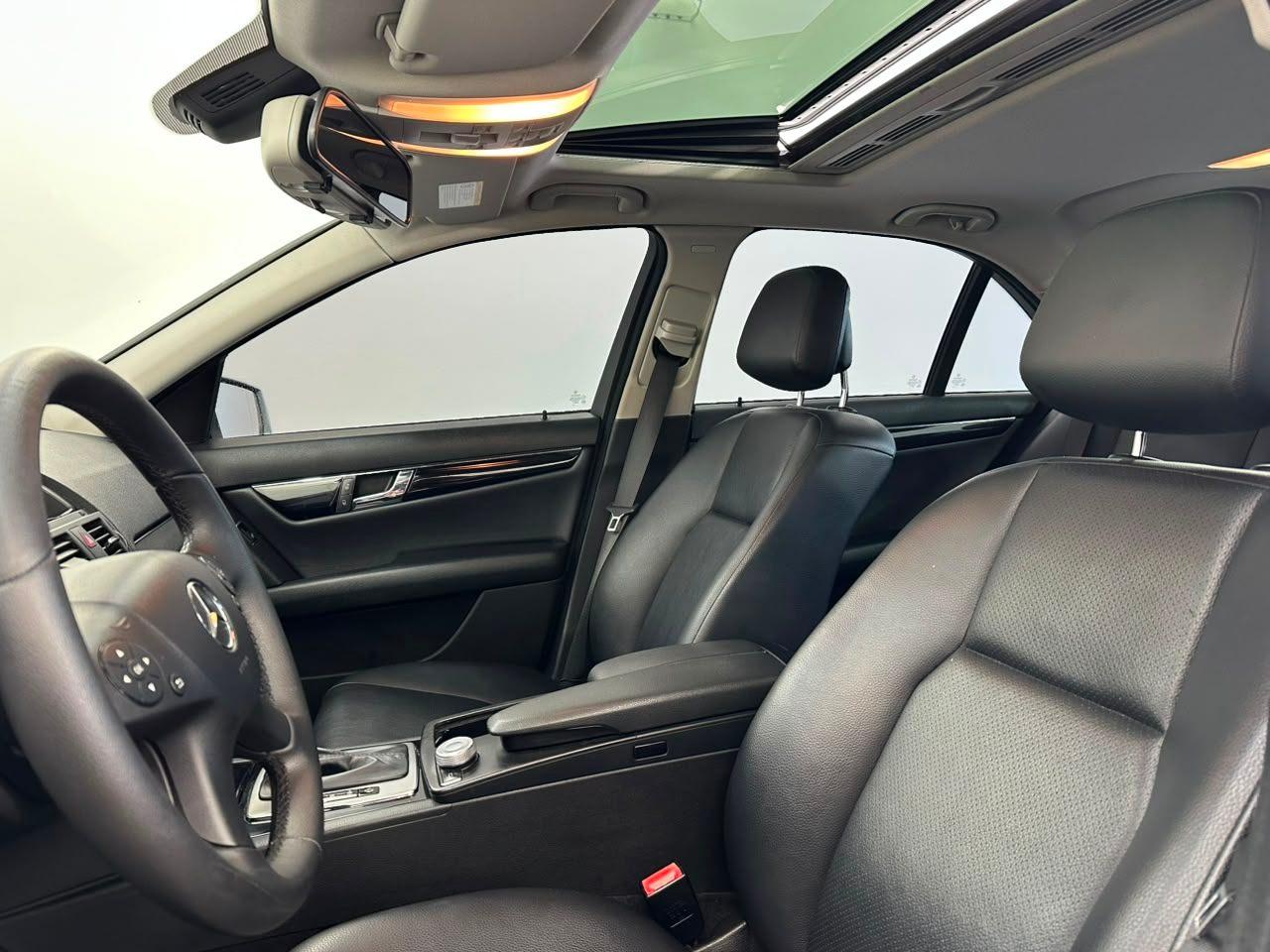 Mercedes-Benz C-180 KOMPRESSOR 2011
