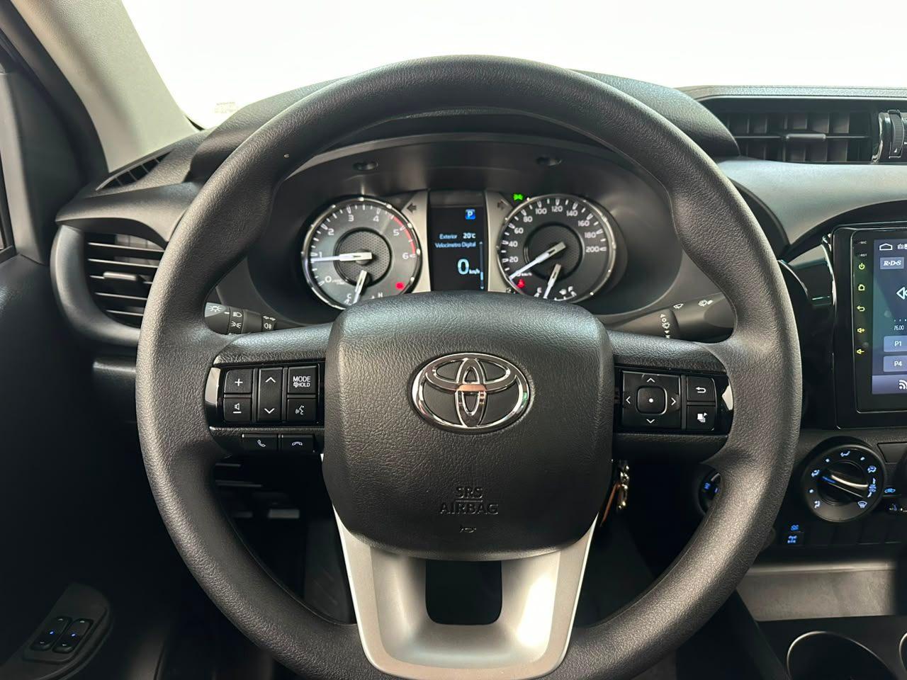Toyota Hilux Cabine Simples CS 2.8T AUTOMÁTICA E 4X4!! 2025