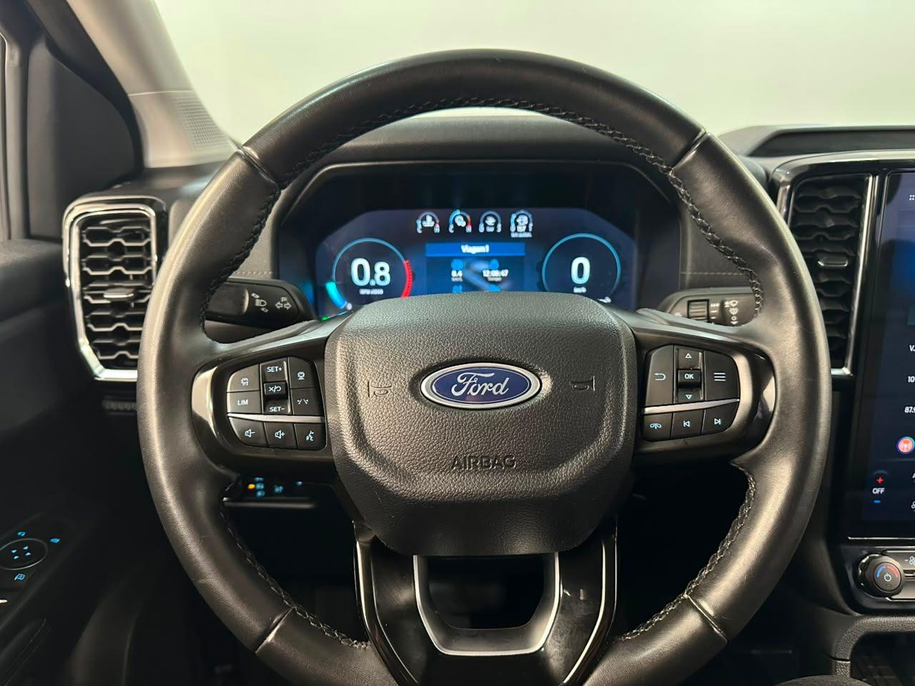 Ford Ranger LIMITED PLUS 250CV!! 2024