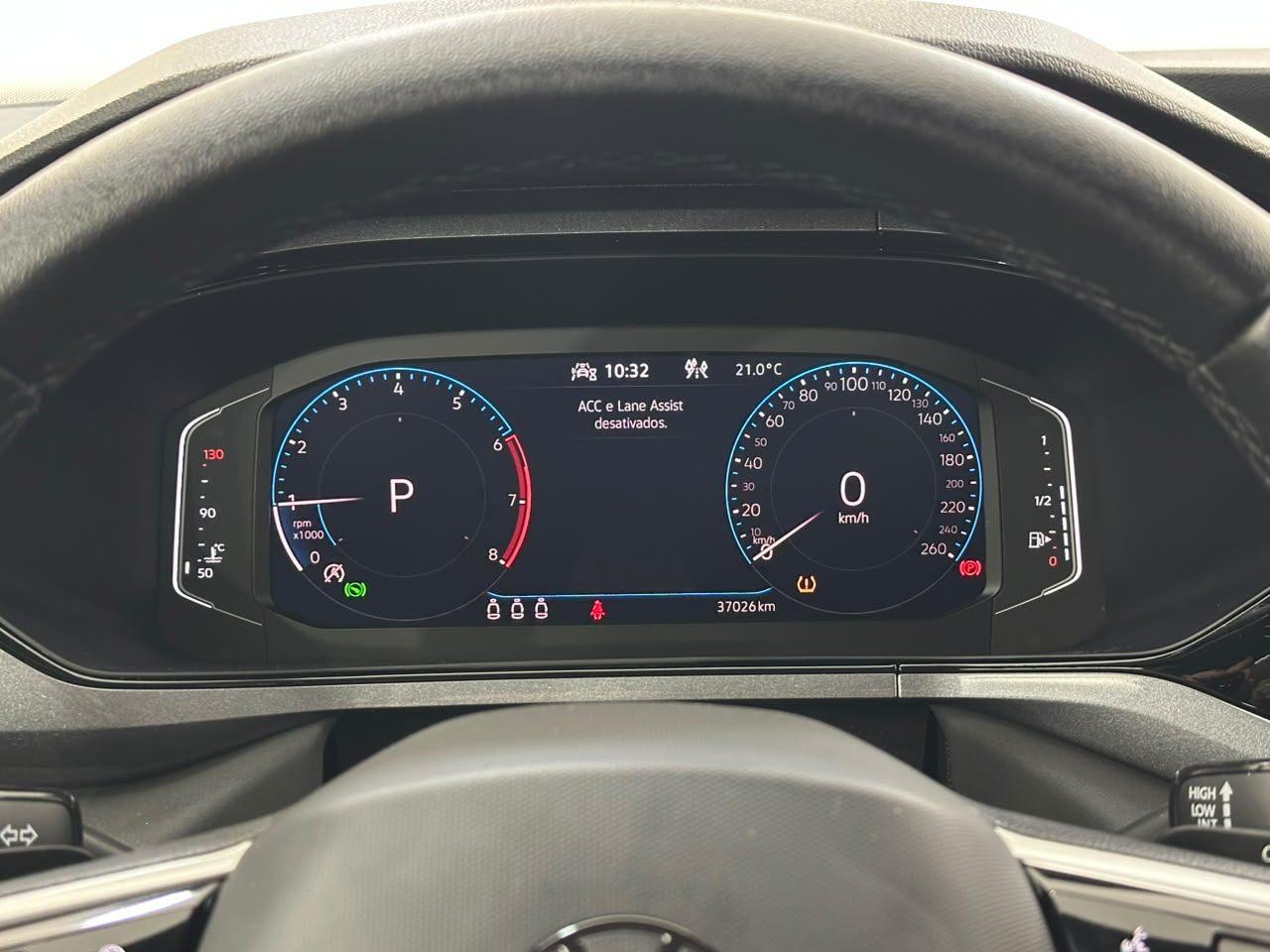 Volkswagen Taos HIGHLINE 2024