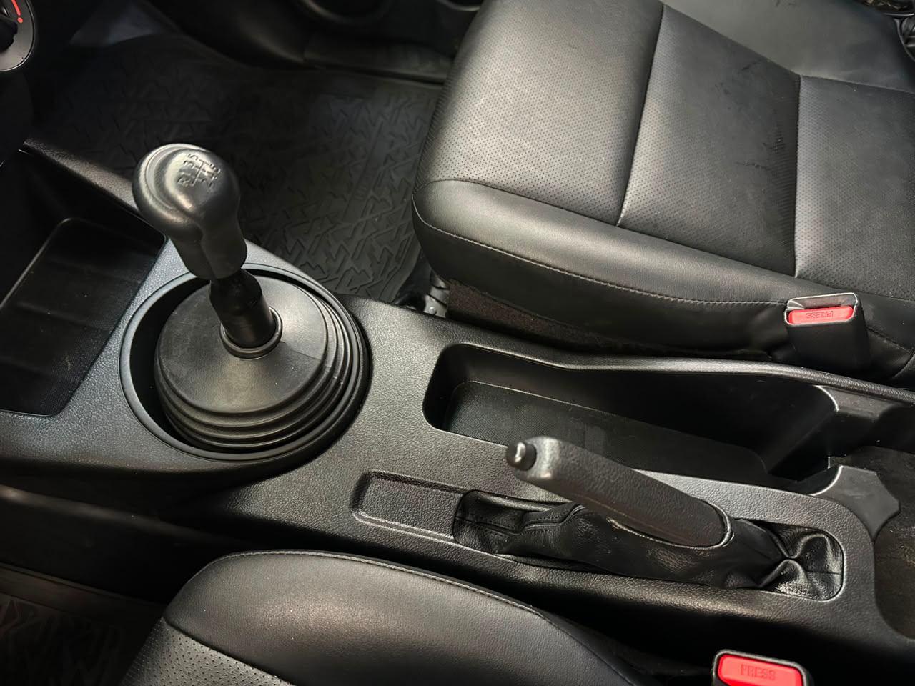 Toyota Hilux Cabine Simples LS CS! 2023