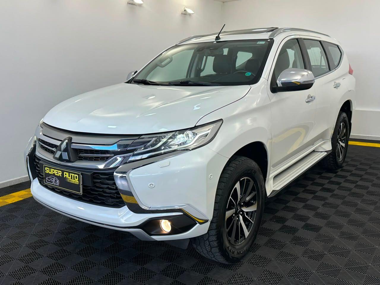Mitsubishi Pajero SPORT HPE 2.4T 190CV COM 7 LUGARES E TETO SOLAR!! 2020