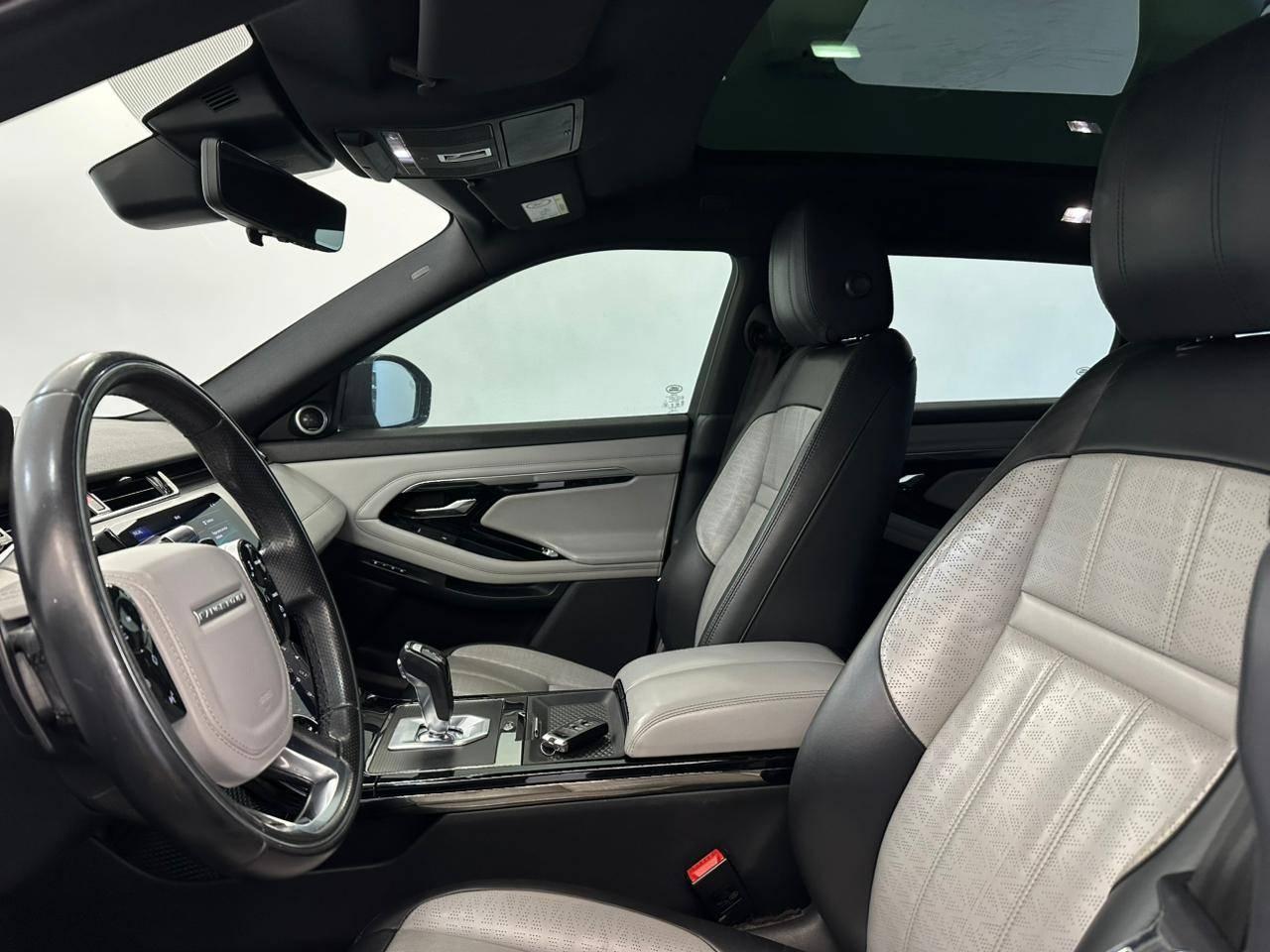 Land Rover Range Rover Evoque Range R. EVO HSE Si4 R-Dyn.2.0 300cv Aut 2020