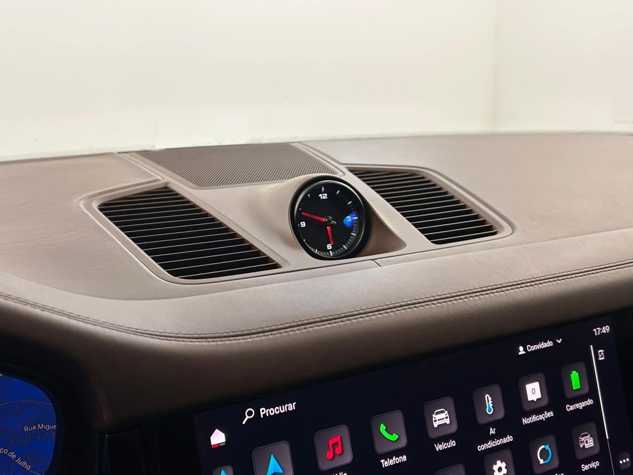 Porsche Cayenne PLATINUM EDITION E-HYBRID 462CV! 2022