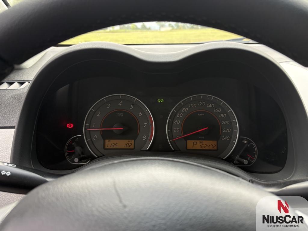 Foto numero 9 do veiculo Toyota Corolla GLi 1.8 Flex 16V  Aut.  - Branca - 2013/2014