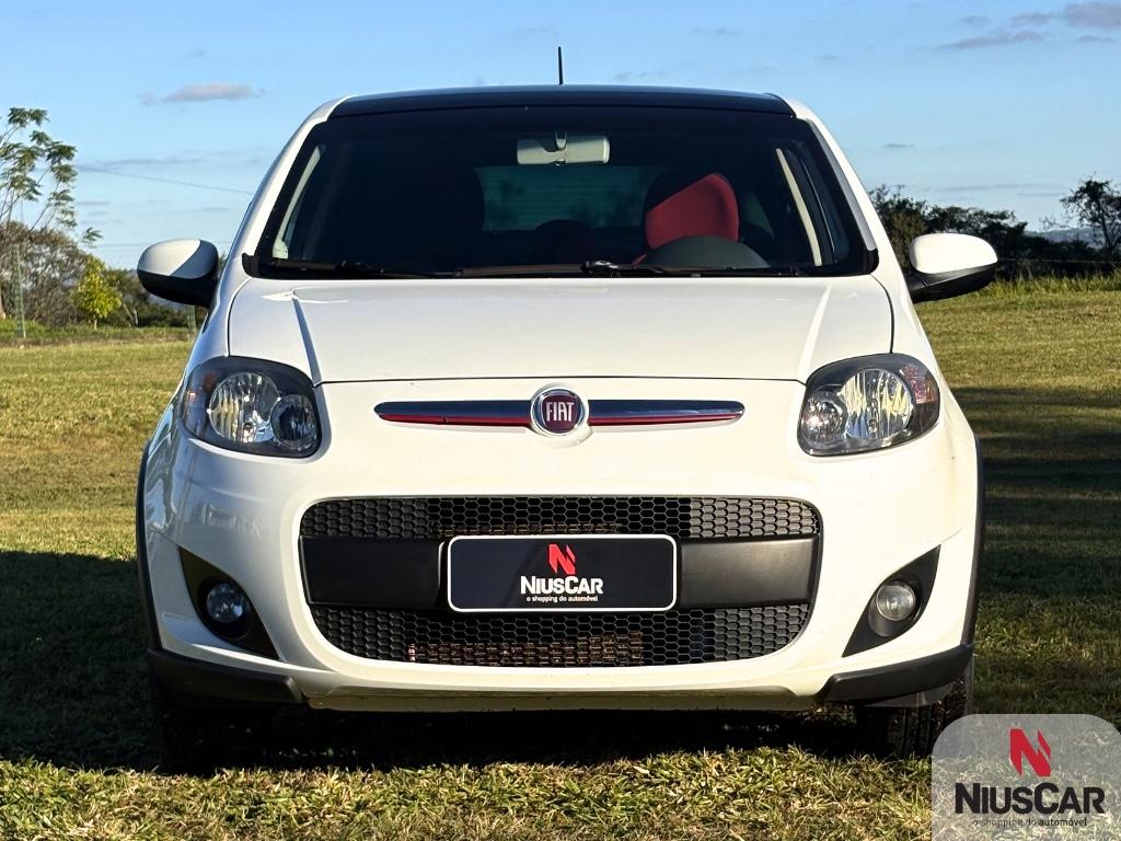 Foto numero 2 do veiculo Fiat Palio SPORTING Dualogic 1.6 Flex 16V 5p  - Branca - 2015/2015