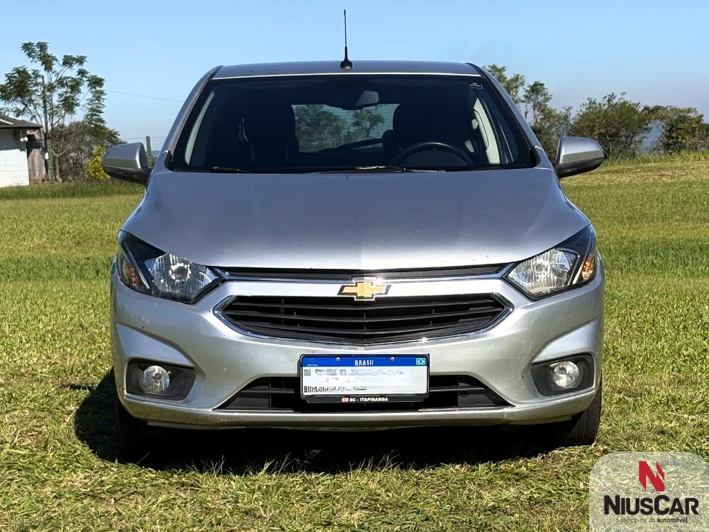 Foto numero 2 do veiculo Chevrolet Onix HATCH LTZ 1.4 8V FlexPower 5p Aut.  - Prata - 2017/2017