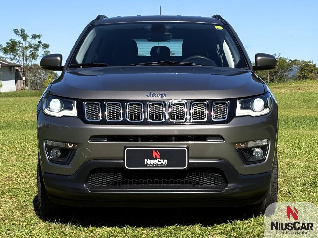 Foto numero 3 do veiculo Jeep Compass LONGITUDE 2.0 4x2 Flex 16V Aut.  - Cinza - 2018/2018