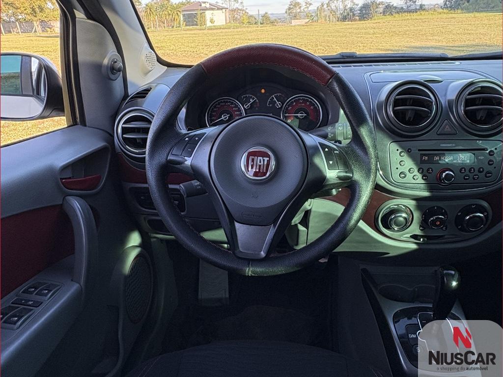 Foto numero 14 do veiculo Fiat Palio SPORTING Dualogic 1.6 Flex 16V 5p  - Branca - 2015/2015