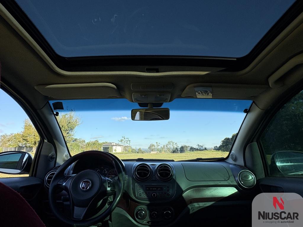 Foto numero 8 do veiculo Fiat Palio SPORTING Dualogic 1.6 Flex 16V 5p  - Branca - 2015/2015