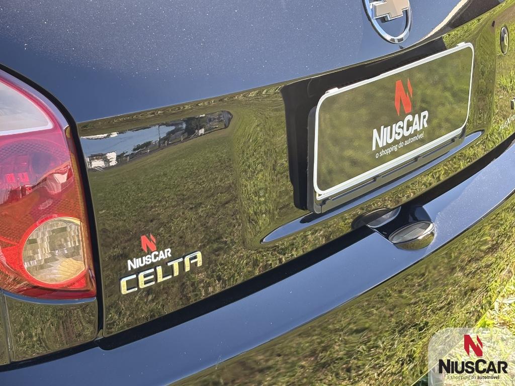 Foto numero 6 do veiculo Chevrolet Celta Spirit 1.0 MPFI 8V FlexPower 3p  - Preta - 2008/2009