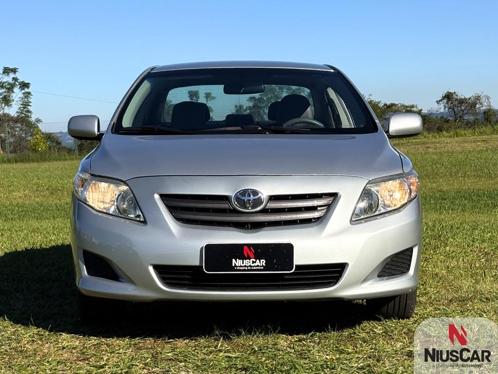 Foto numero 1 do veiculo Toyota Corolla GLi 1.8 Flex 16V  Aut.  - Prata - 2010/2011