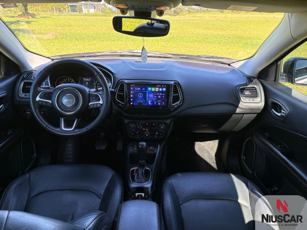 Foto numero 9 do veiculo Jeep Compass LONGITUDE 2.0 4x2 Flex 16V Aut.  - Cinza - 2018/2018