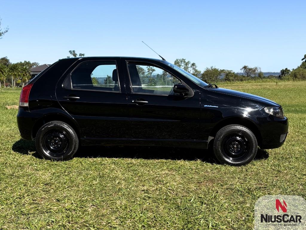 Foto numero 2 do veiculo Fiat Palio Celebration 1.0 Fire Flex 8V 4p  - Preta - 2008/2008