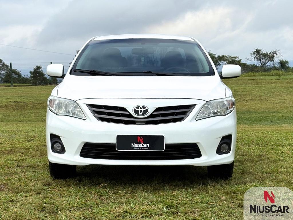 Foto numero 2 do veiculo Toyota Corolla GLi 1.8 Flex 16V  Aut.  - Branca - 2013/2014
