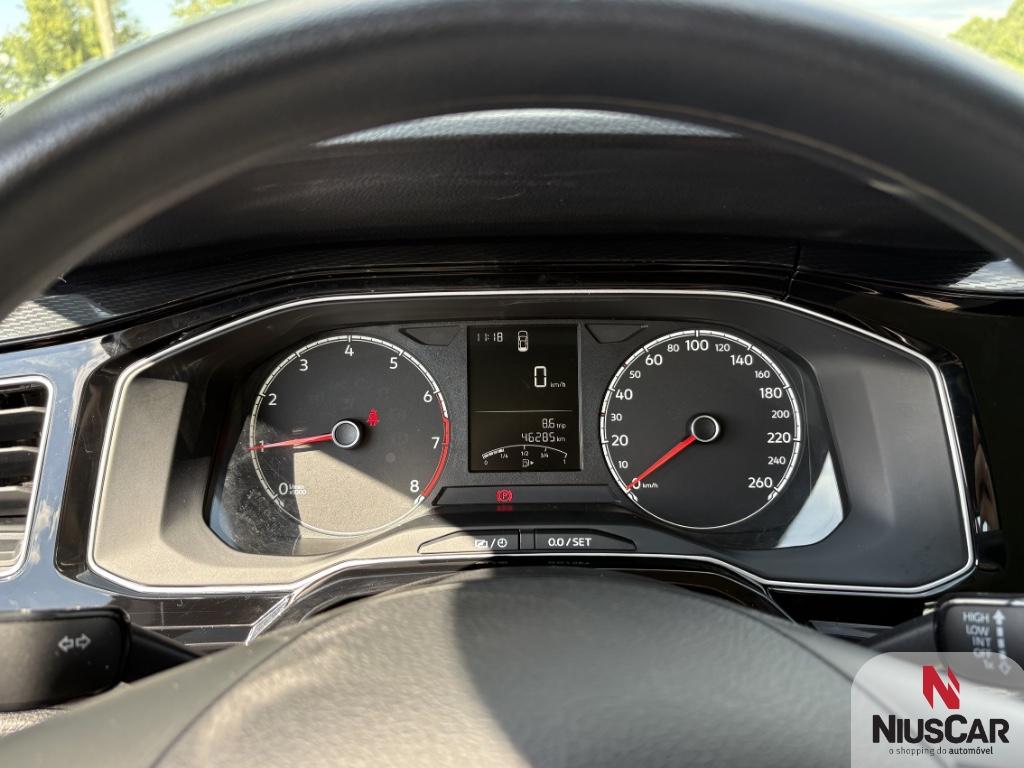 Foto numero 9 do veiculo Volkswagen Polo Track 1.0 Flex 12V 5p  - Prata - 2024/2025