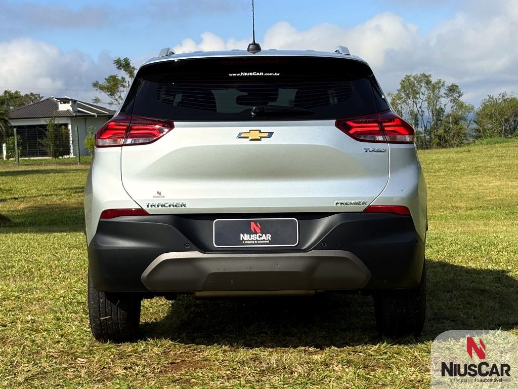 Foto numero 3 do veiculo Chevrolet Tracker Premier 1.2 Turbo 12V Flex Aut.  - Prata - 2022/2023
