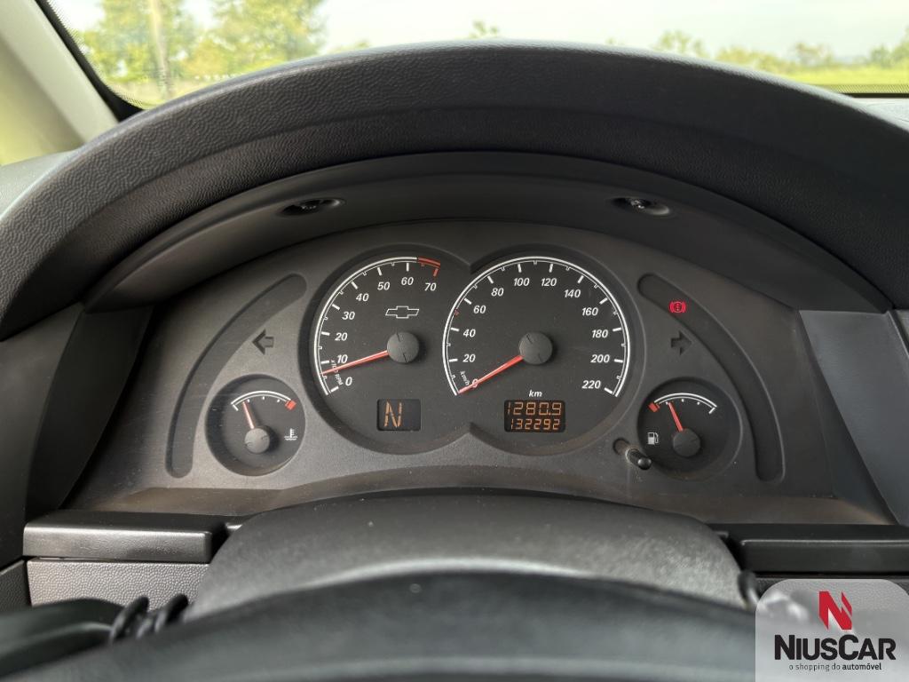 Foto numero 12 do veiculo Chevrolet Meriva Expres.EASYTRONIC 1.8 FlexPower  - Prata - 2009/2010