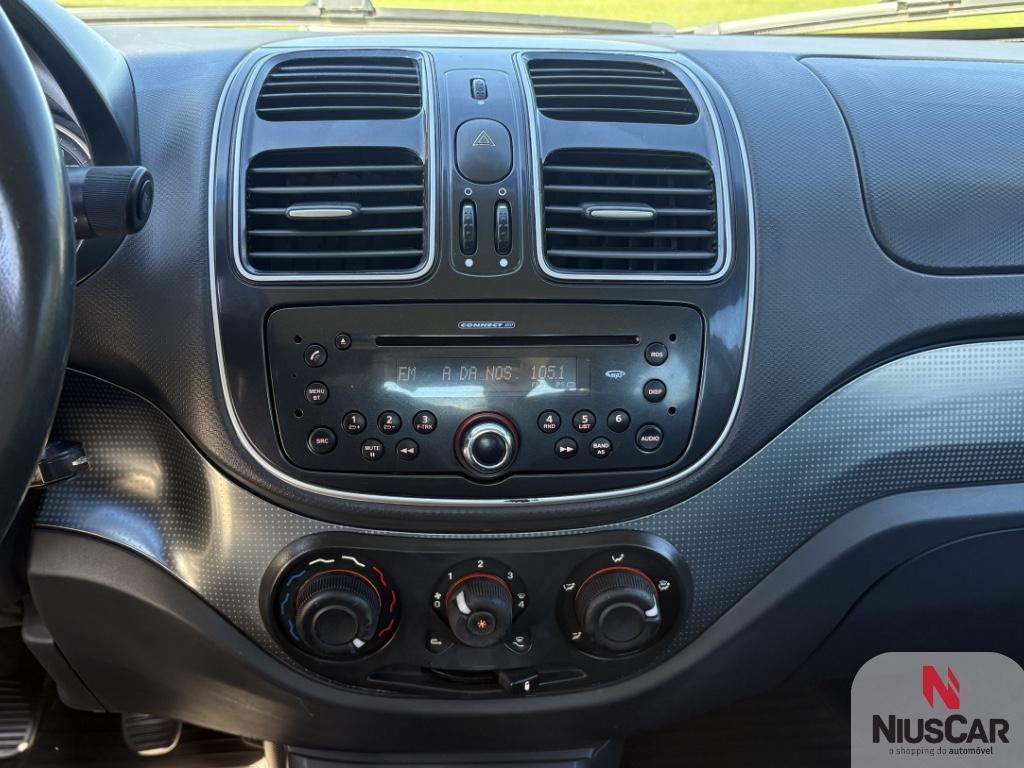 Foto numero 13 do veiculo Fiat Grand Siena ATTRAC. 1.4 EVO F.Flex 8V  - Prata - 2012/2013