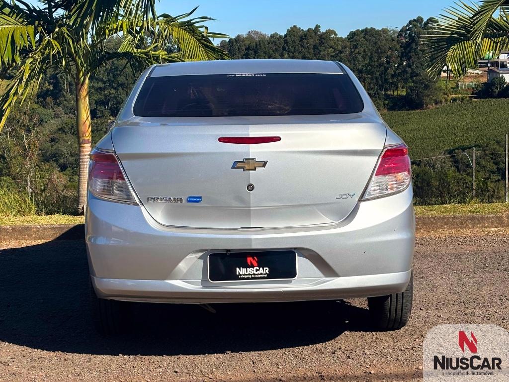 Foto numero 3 do veiculo Chevrolet Prisma Sed. Joy/ LS 1.0 8V FlexPower 4p  - Prata - 2017/2018